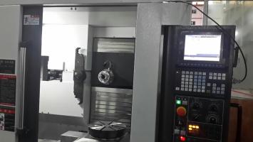 卧式加工(gōng)中心